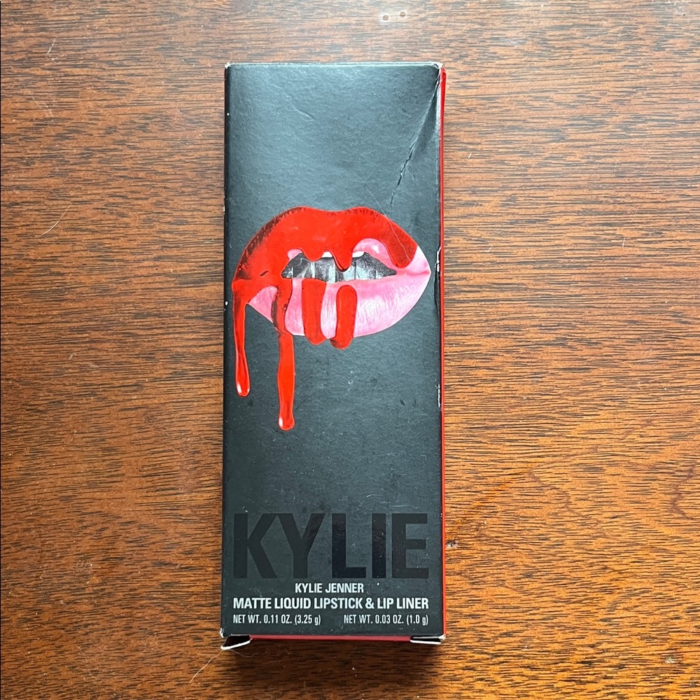 Kylie Cosmetics Matte Liquid Lipstick & Lip Liner - Red and Pink